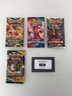 Lot 1624 - Pokémon TCG: Sword & Shield - Evolving Skies...