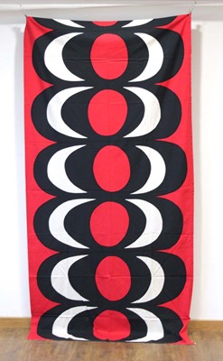 Lot 178 - A pair of 1965 Finnish 'Kaivo' fabric panels...