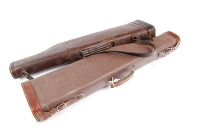 Lot 1460 - A good leather leg o mutton gun case for 28...