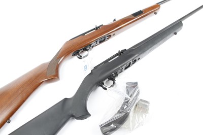 Lot 1725 - (S1) Two together: .22 Ruger 10/22...