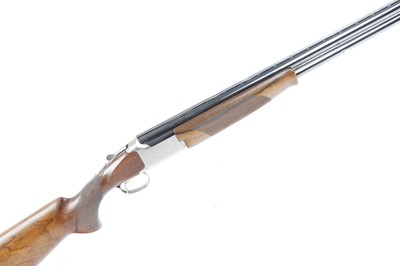 Lot 1901 - (S2) 12 bore Browning Grade 1 425 Over and...