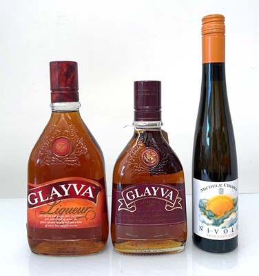 Lot 212 - 3 bottles, 2x Glayva Scotch Whisky Liqueur 35%...