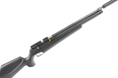 Lot 1609 - 4.5mm FX T12 PCP Air Rifle, with moderator,...