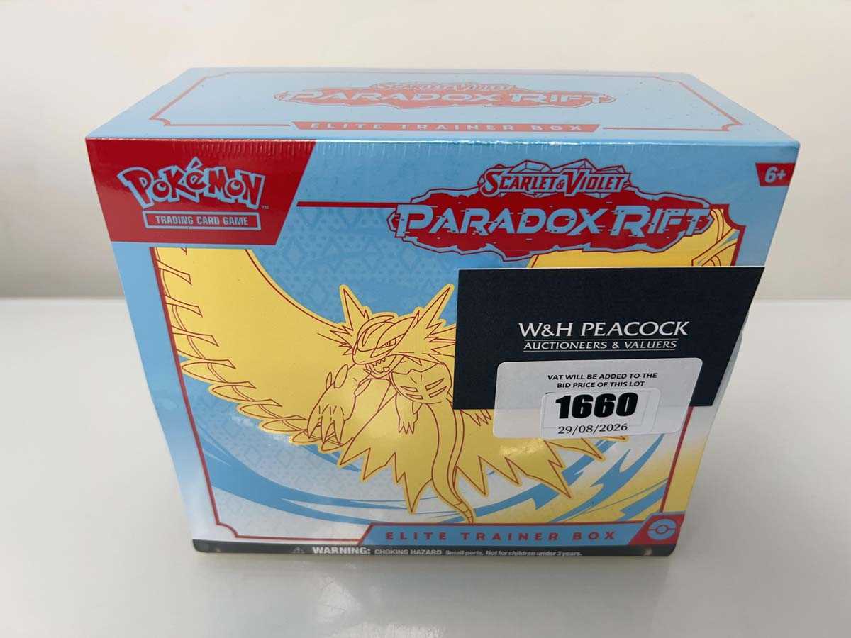 Lot 1660 - Pokémon TCG: Scarlet & Violet - Paradox Rift...