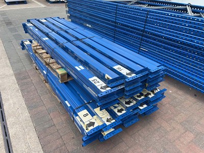 Lot 4256 - 10 bays of 5 metre high industrial metal...