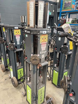 Lot 4359 - Rite model K45 110 volt telescopic site...