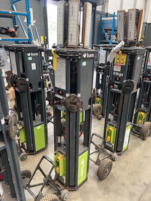 Lot 4359 - Rite model K45 110 volt telescopic site...