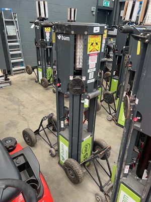 Lot 4362 - Rite model K45 110 volt telescopic site...