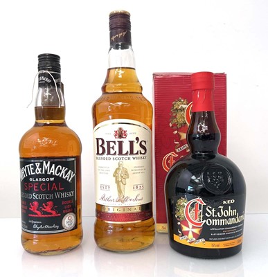 Lot 60 - 3 bottles, 1x Whyte & Mackay Special blended...