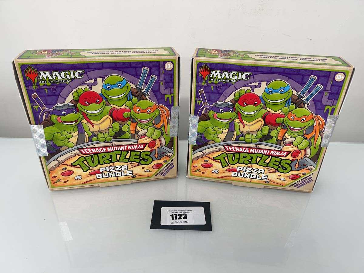 Lot 1723 - 2x Magic The Gathering: Teenage Mutant Ninja...