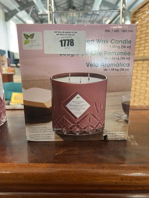 Lot 1778 - Scented wax candle