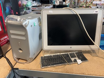 Lot 1162 - Apple Power Mac G4 desk top computer system