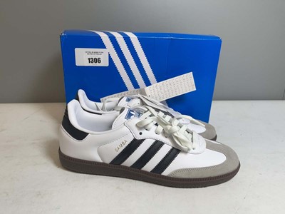 Lot 1306 - Adidas UK9 samba OG trainers in white - boxed