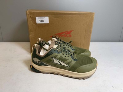 Lot 1311 - Altra UK7 lone peak 9+ trainers in green - boxed
