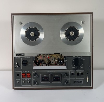 Lot A boxed Sony model TC-366 three head stereo...