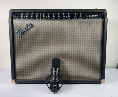 Lot A Fender Performer 1000 type PR 209 guitar...