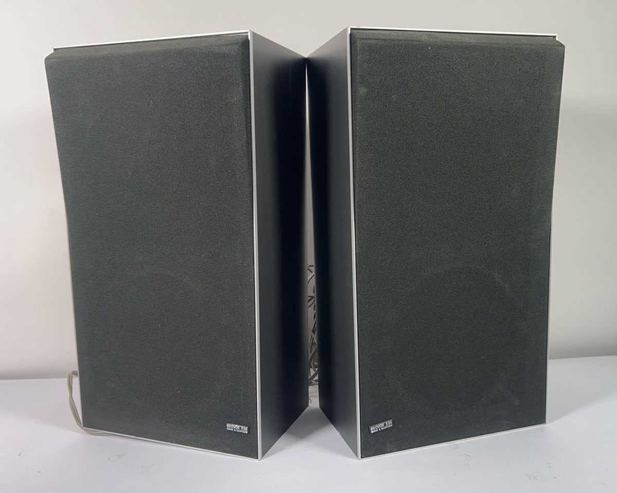 Lot A pair of Bang and Olufsen Beovox X25 type...