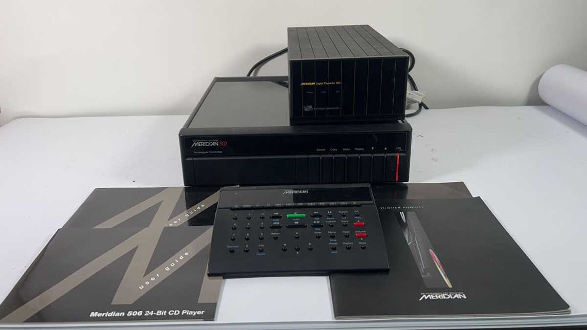 Lot An assortment of Meridian audio equipment...