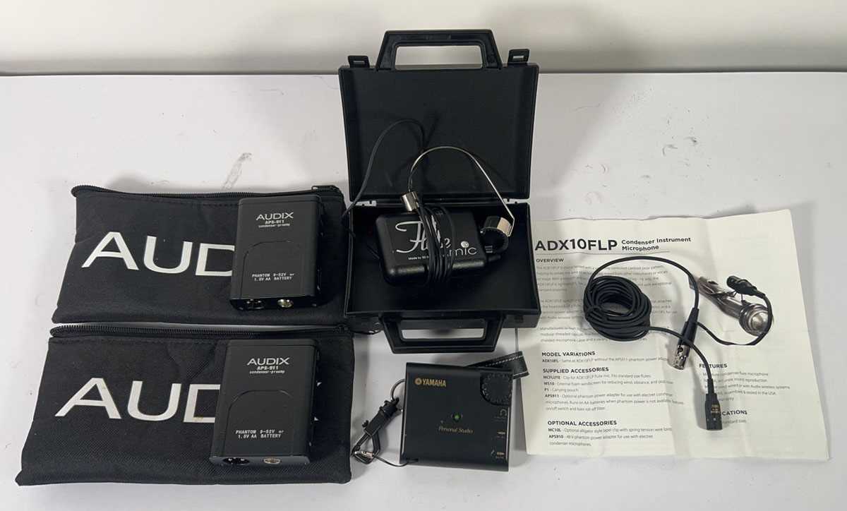 Lot A small assortment of audio equipment...