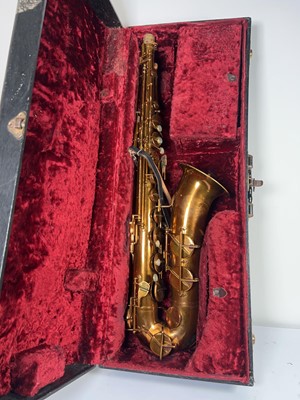 Lot A cased Dearman 'Standard Model' tenor saxophone
