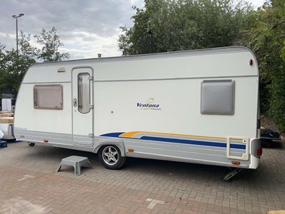 Lot 4253 - Burstner Ventana Classic 4-berth single-axle...