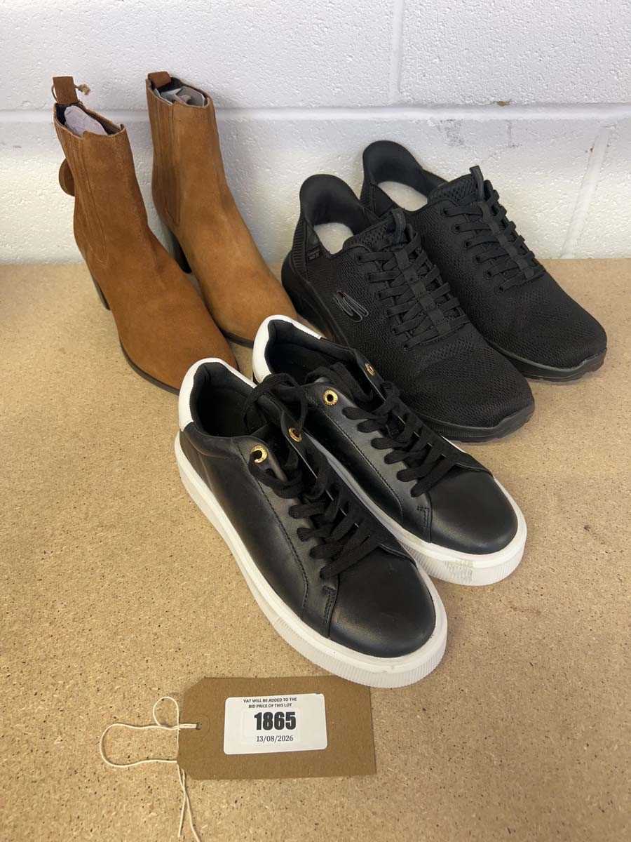 Lot x3 pairs of adults shoes to include Skechers...