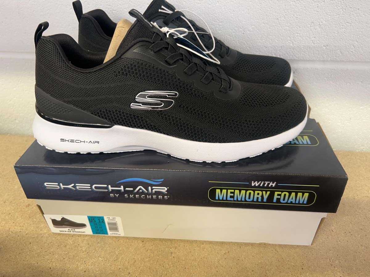 Lot Boxed pair of Skechers skech-air memory foam...