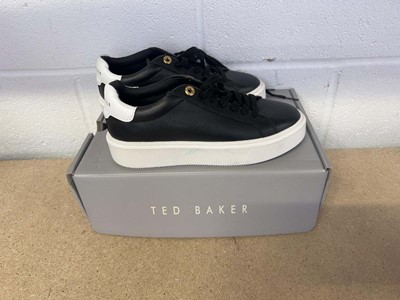Lot Boxed pair of Ted Baker trainers size UK 3