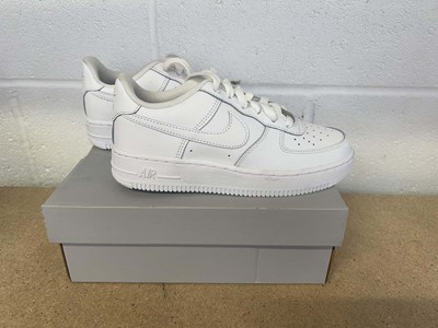Lot Boxed pair of Nike Air Force 1 trainers size UK 4