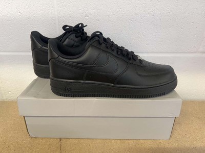 Lot Boxed pair of Nike Air Force 1 trainers size UK 8