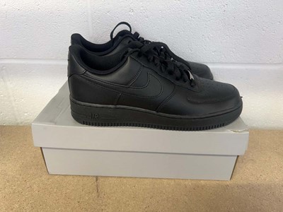 Lot Boxed pair of Nike Air Force 1 trainers size UK 8