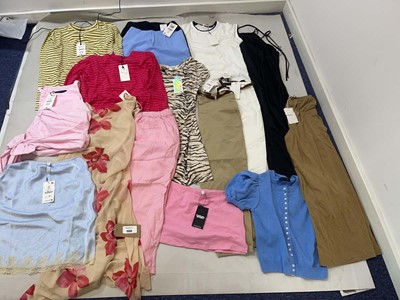 Lot 1359 - Zara & Sister Companies clothing