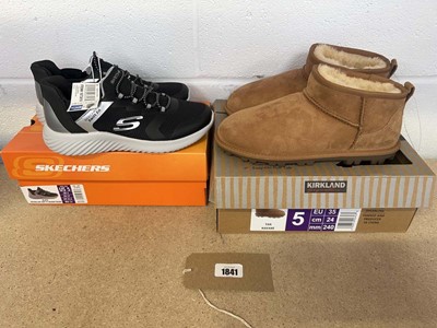 Lot x1 pair of Skechers hands free swift fit...