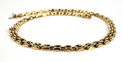 Lot 627 - A 9ct yellow gold bricklink necklace, l. 45.5...