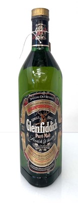 Lot 150 - A bottle of Glenfiddich Pure Special old...