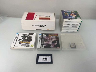 Lot 1030 - Nintendo DS in box with qty of games to...