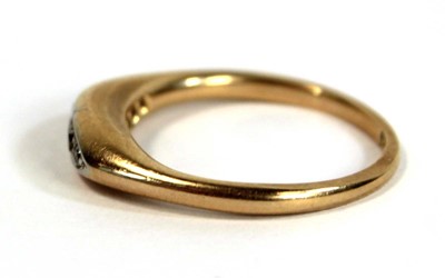Lot 695 - An 18ct yellow gold ring set five small...