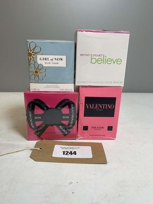 Lot 4x Perfumes to include Valentino, Viktor &...