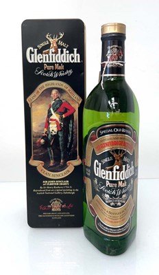 Lot 161 - A bottle of Glenfiddich Special Old Reserve...