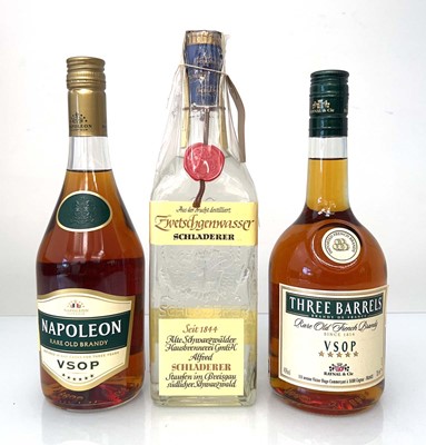 Lot 163 - 3 bottles of Brandy, 1x Three Barrels VSOP...