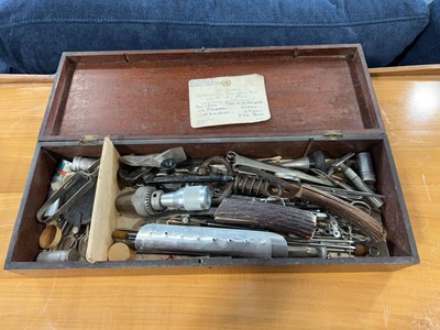 Lot 1735 - Small mahogany box with the contents of...