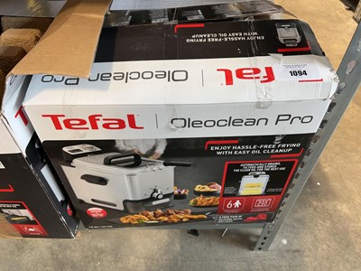 Lot 1094 - Boxed Tefal Oleoclean Pro