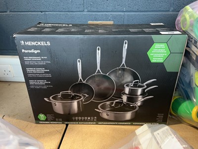 Lot 1118 - Boxed Henckels Paradigm cookware set