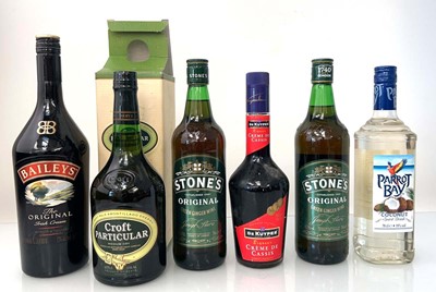 Lot 233 - 11 bottles, 2x Bailey's Original Irish Cream...