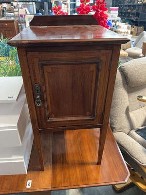 Lot 1769 - Edwardian mahogany single door pot cupboard