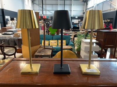 Lot 1770 - 3 Makasa touch lanterns