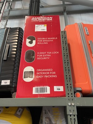 Lot 1130 - Boxed American Tourister suitcase set