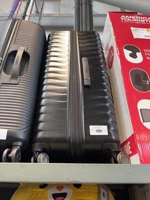 Lot 1131 - Unboxed Samsonite suitcase set