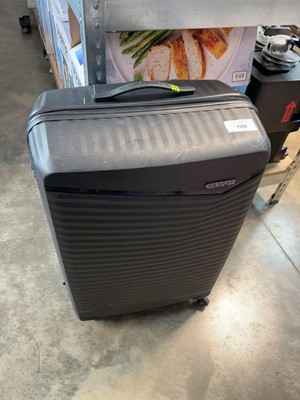 Lot 1148 - American Tourister suitcase