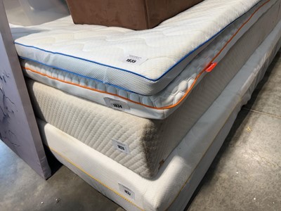 Lot 1834 - Octosmart double memory foam mattress topper